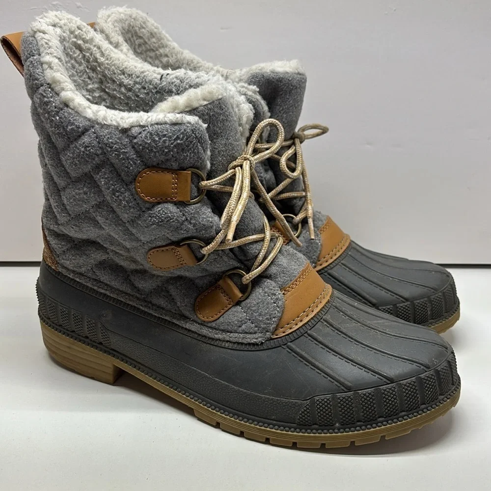 Time and Tru Women’s Gray Snow / Duck Boots Size 9 Grey Lace-Up